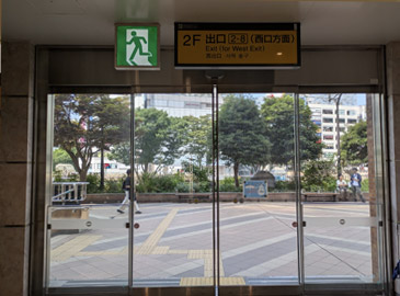 JR仙台駅2階出口の写真